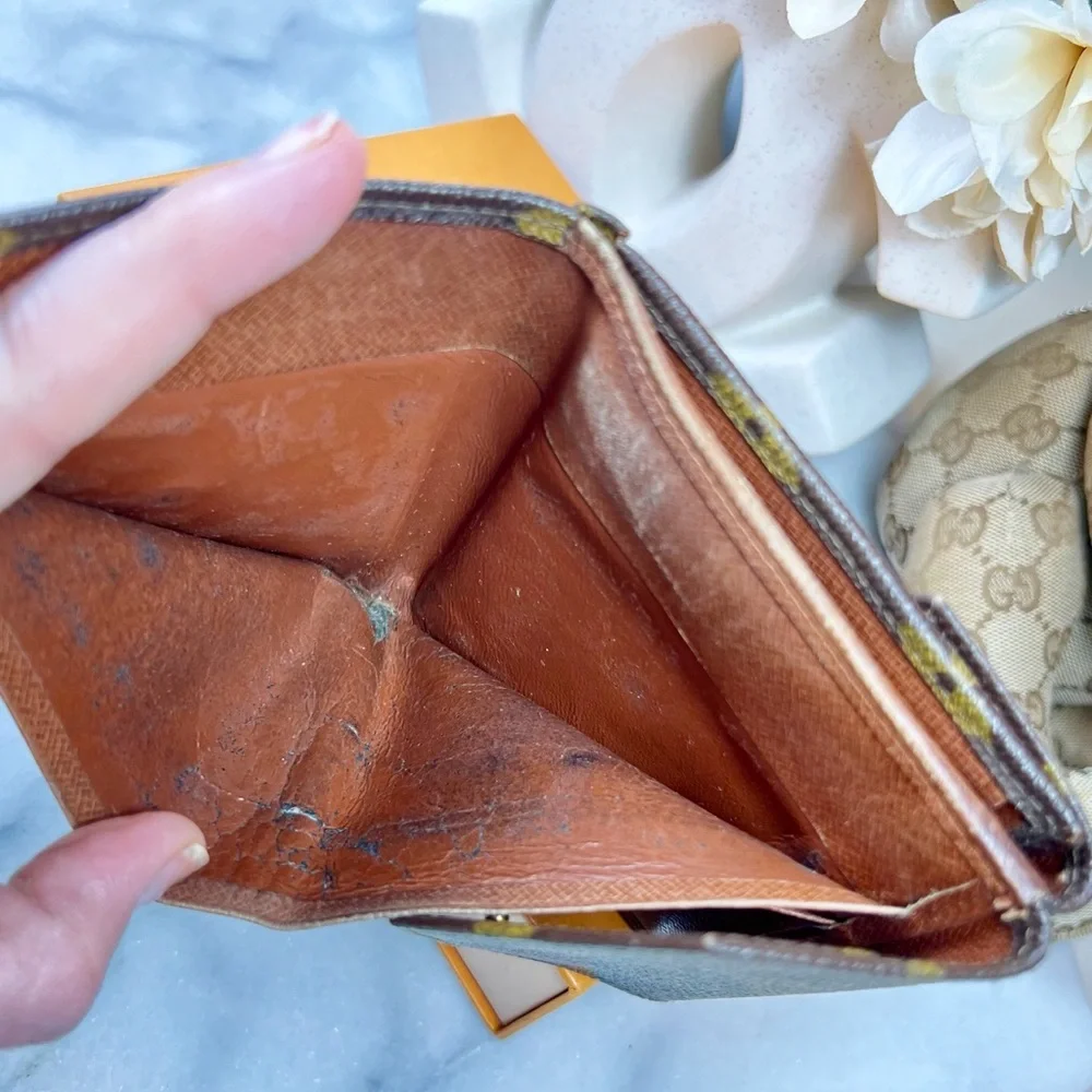 Louis Vuitton Brown Monogram Bi-Fold Snap Wallet